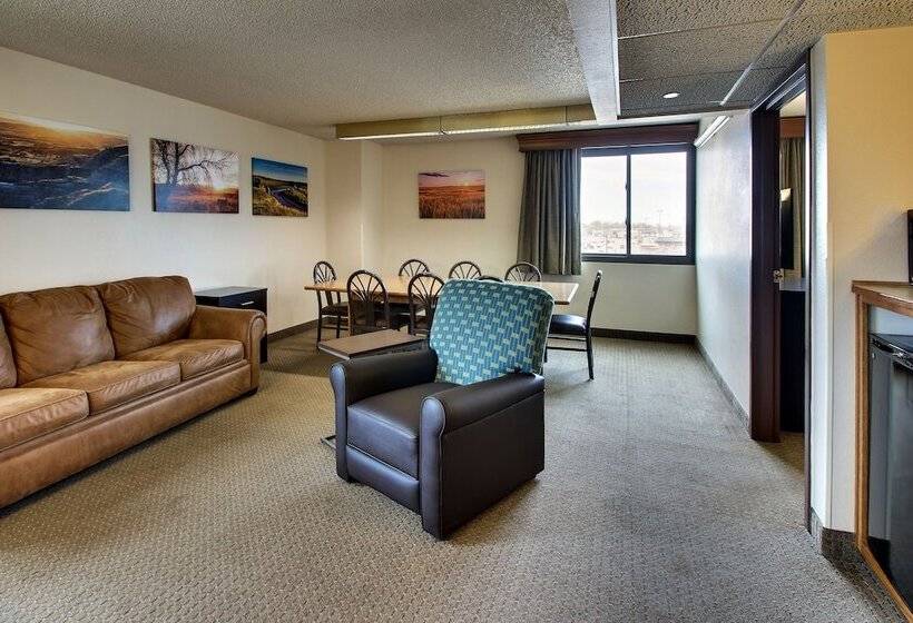 فندق Everspring Inn