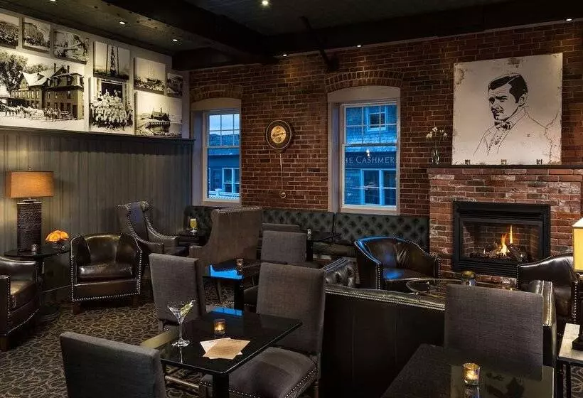 Otel Grand Harbor Inn