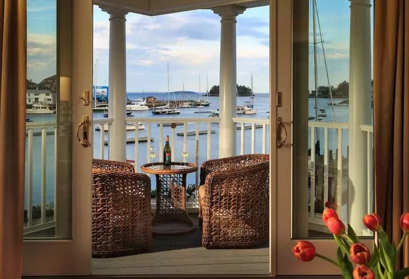 Otel Grand Harbor Inn