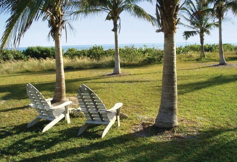 فندق Gulf Breeze Cottages