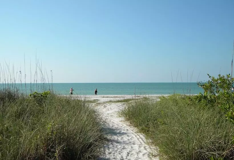 호텔 Gulf Breeze Cottages