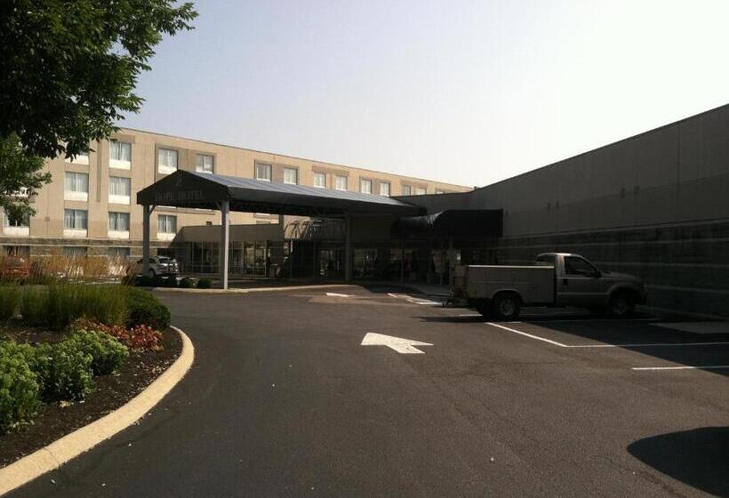 Hope Hotel And Richard C. Holbrooke Conference Center