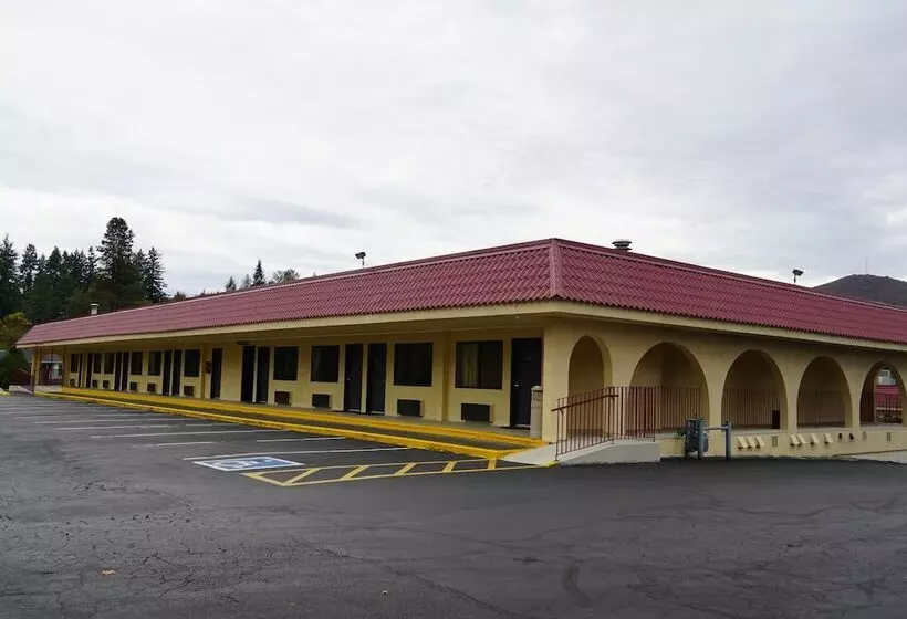 Отель Timberland Inn & Suites