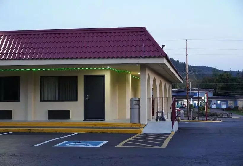 Отель Timberland Inn & Suites