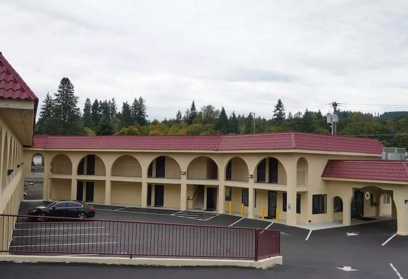 Отель Timberland Inn & Suites