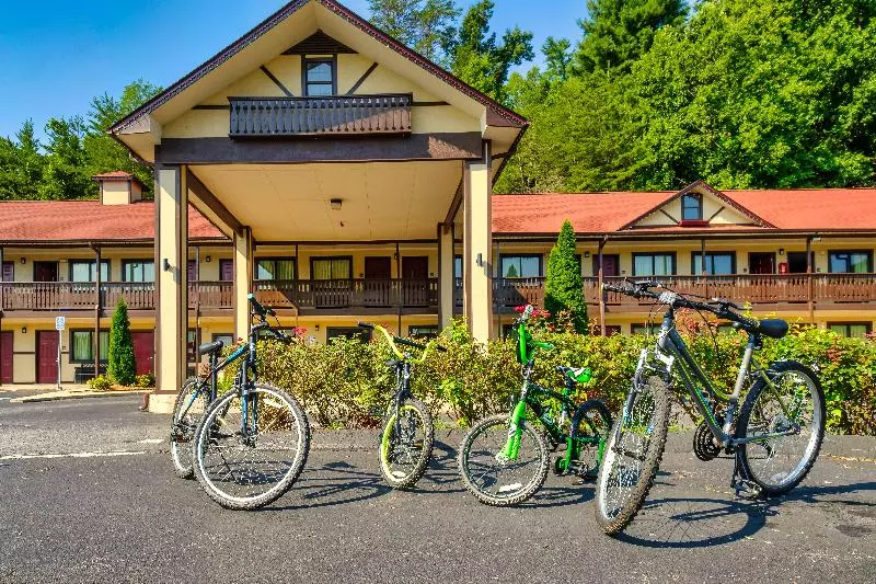 מוטל Red Roof Inn Helen