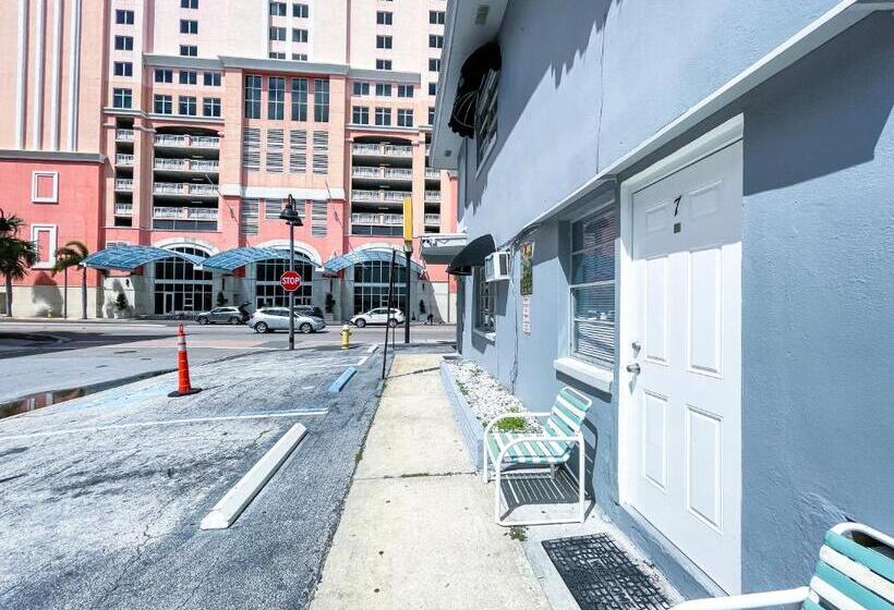 Sunrise Resort Motel South