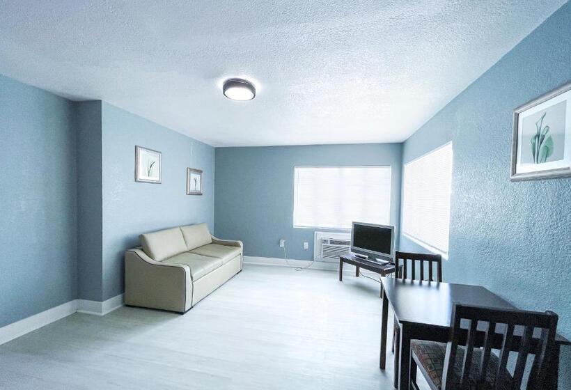 Sunrise Resort Motel South