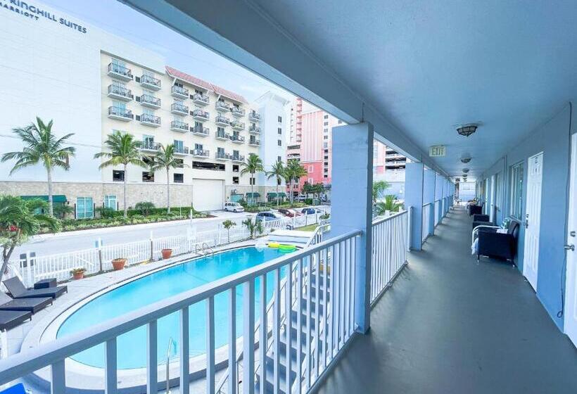 Sunrise Resort Motel South