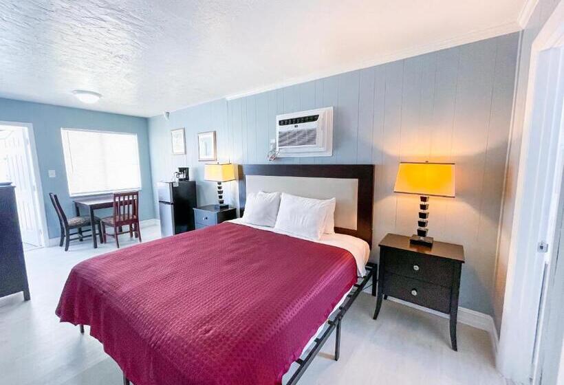 Sunrise Resort Motel South