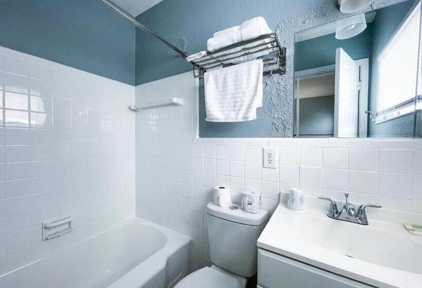 Sunrise Resort Motel South