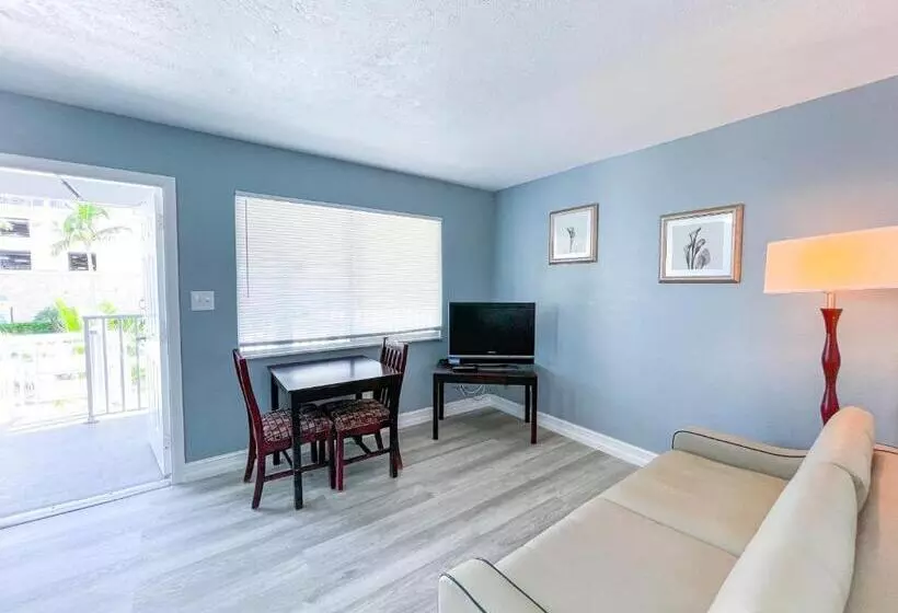 Sunrise Resort Motel South