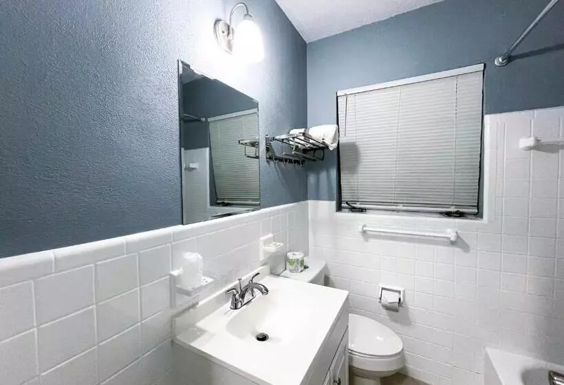 Sunrise Resort Motel South