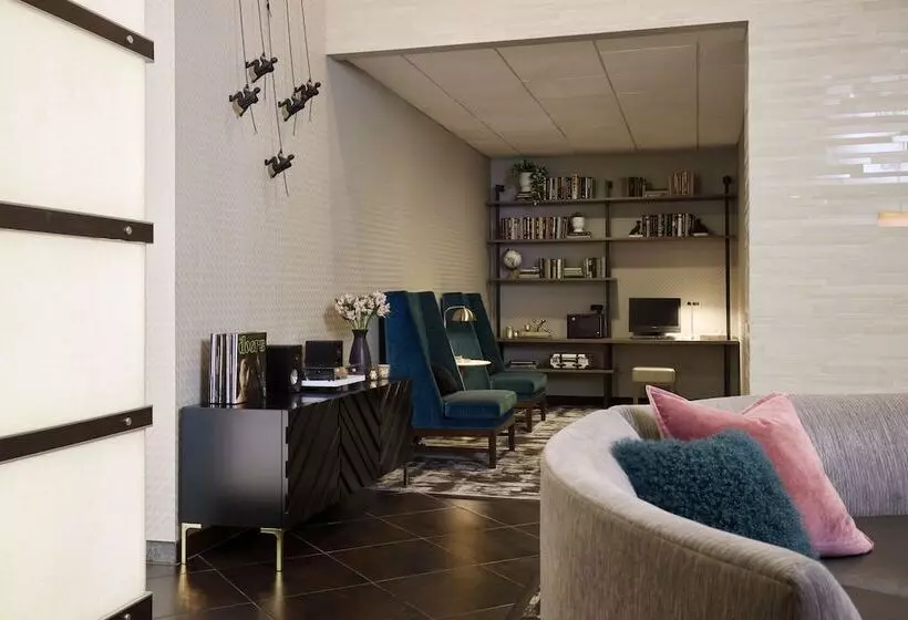 Archer Hotel Falls Church