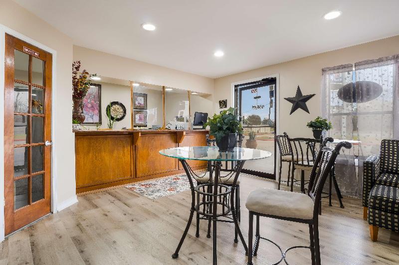 فندق Americas Best Value Inn Refugio