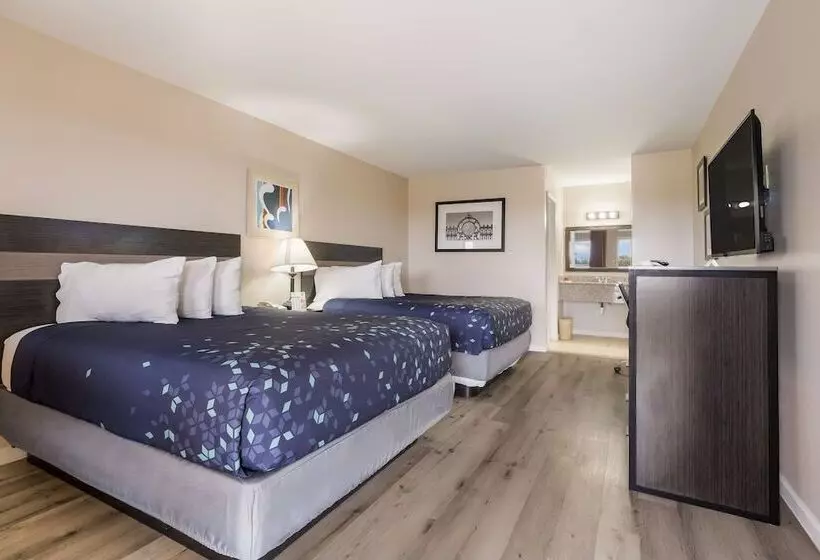 בית מלון כפרי Americas Best Value Inn Refugio