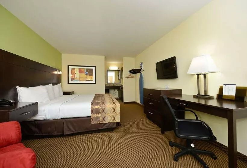 Отель Americas Best Value Inn & Suites Lake Charles At I 210 Exit 11