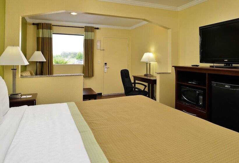 Отель Americas Best Value Inn Winona