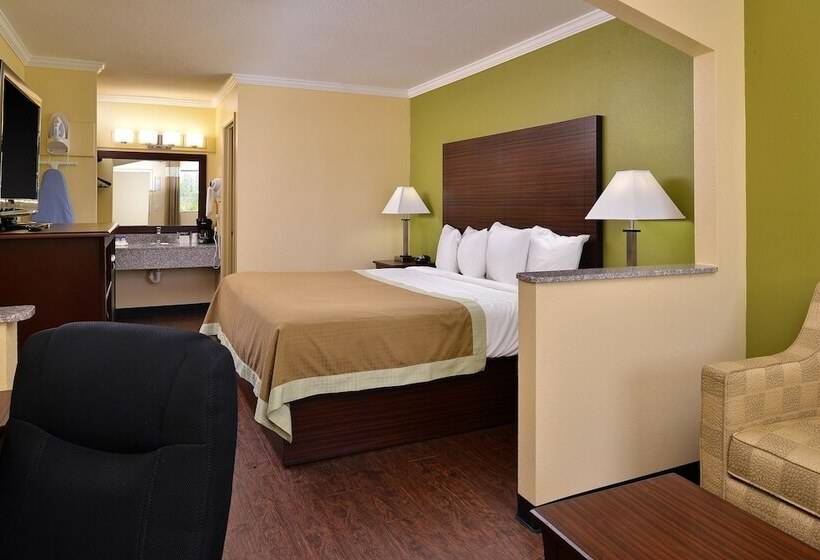 Отель Americas Best Value Inn Winona