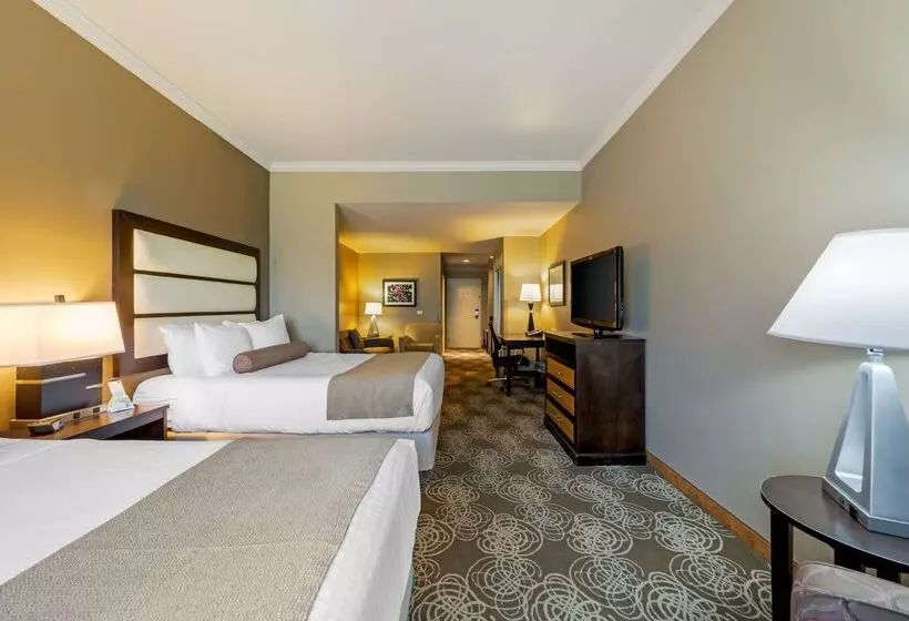 Best Western Plus Miami Airport North Hotel & Suites