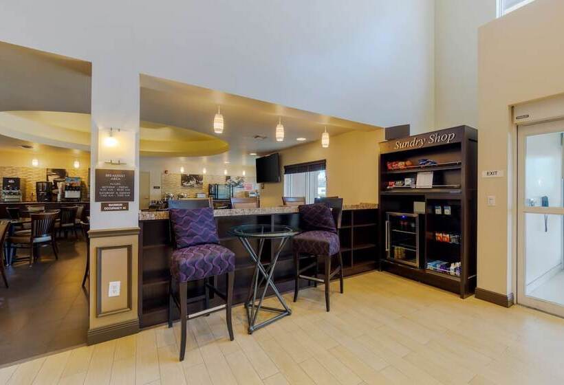 Best Western Plus Miami Airport North Hotel & Suites