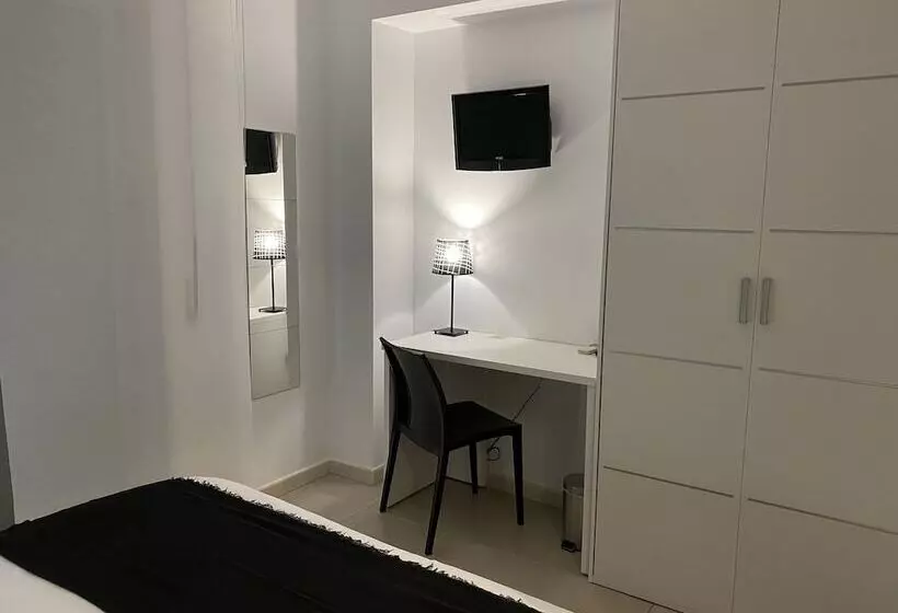 ホテル Hostal Somnis