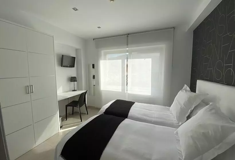 ホテル Hostal Somnis