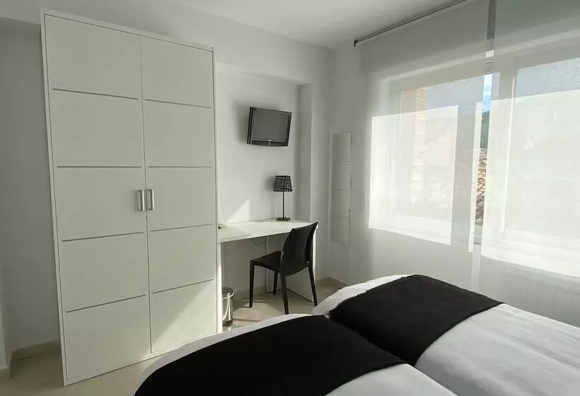 ホテル Hostal Somnis