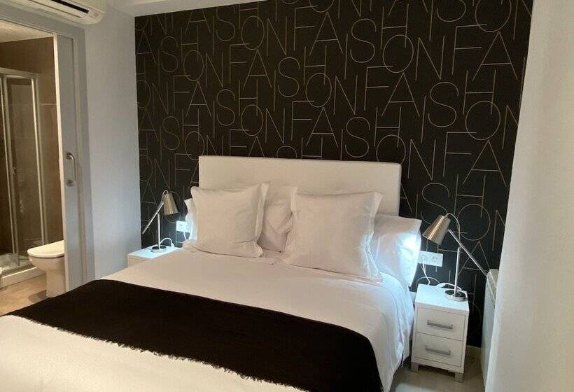 酒店 Hostal Somnis