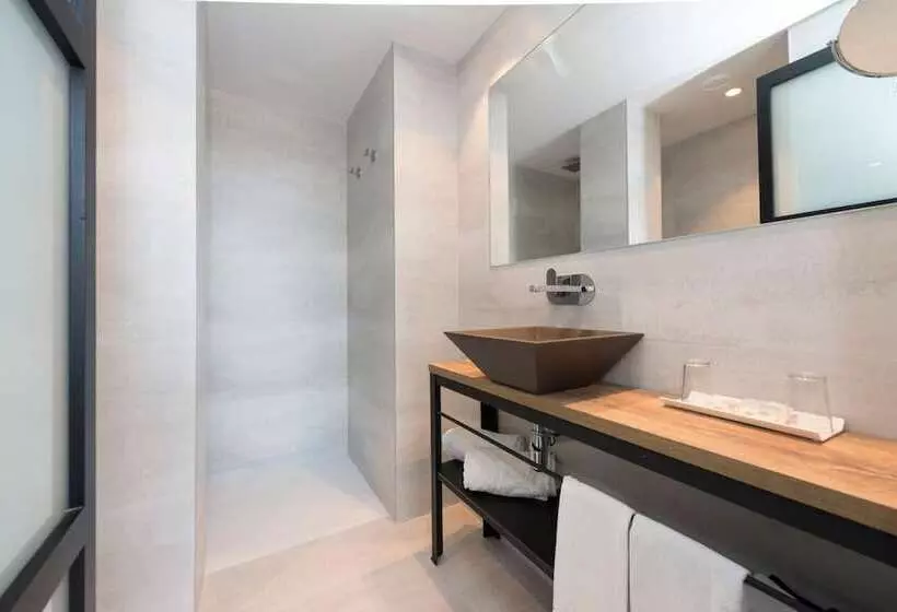 فندق Kyrat Amarac Suites