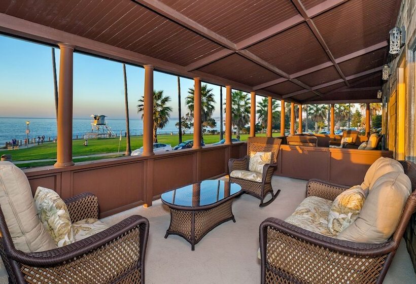 בית מלון כפרי Pantai Inn