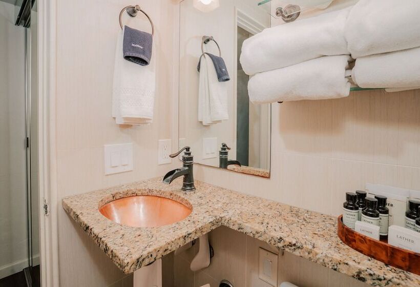 בית מלון כפרי Pantai Inn