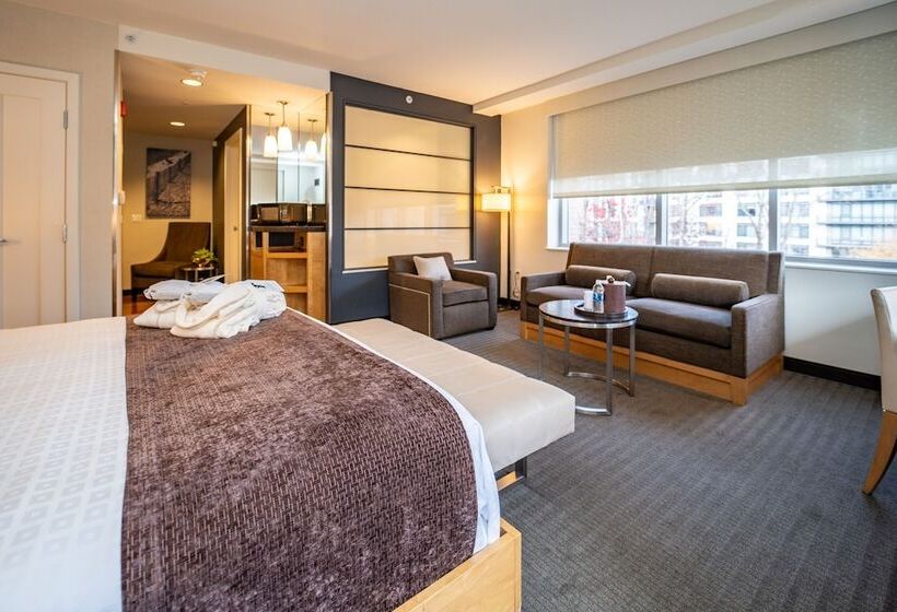 The Hotel At Arundel Preserve