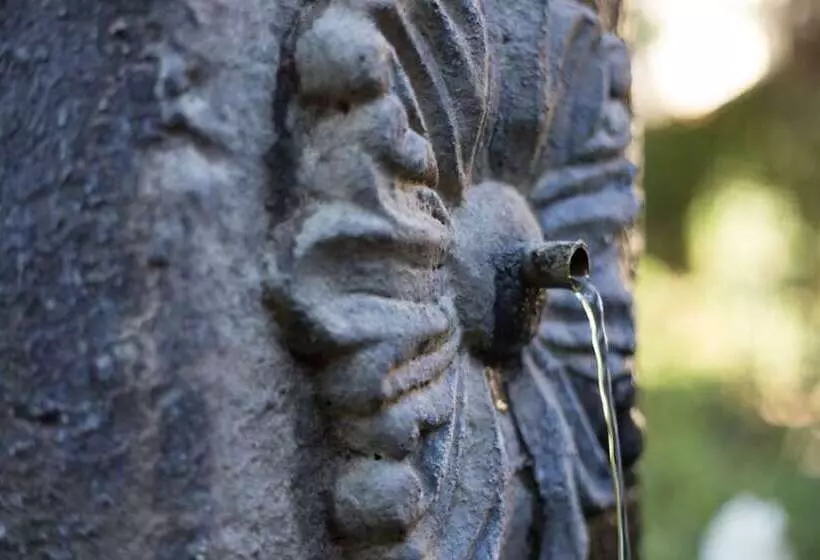 호텔 The Charlie West Hollywood