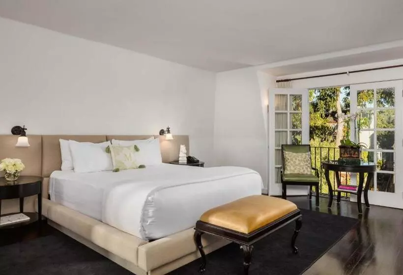 호텔 The Charlie West Hollywood