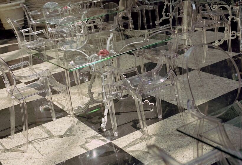 The Green Park Hotel Boutique