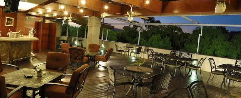 The Green Park Hotel Boutique