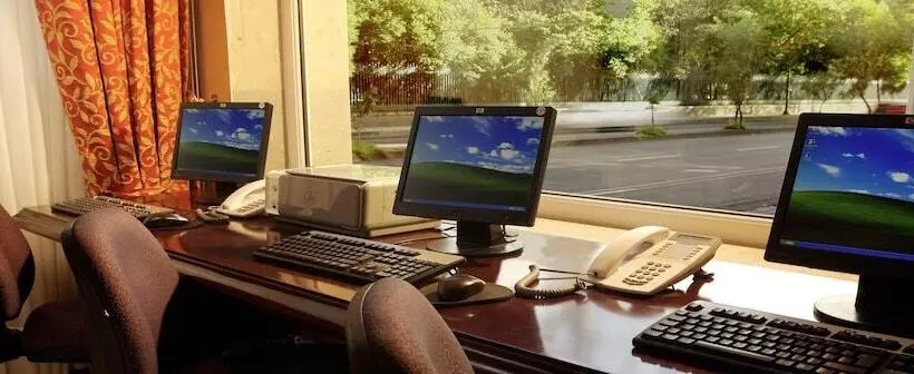 The Green Park Hotel Boutique