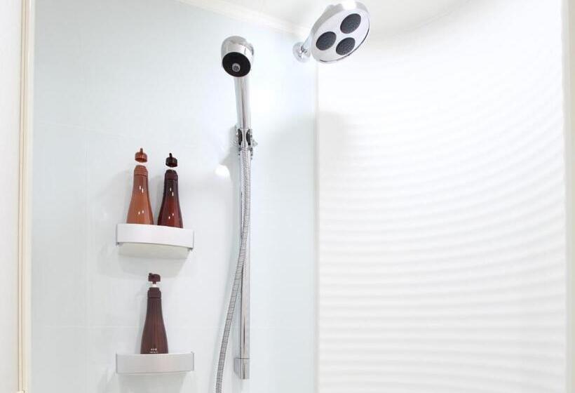 Отель Tokyu Stay Kamata   Tokyo Haneda