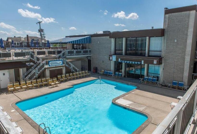 מוטל Windjammer Motor Inn