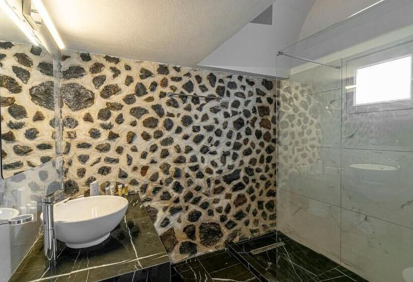 Villa Vinea Santorini