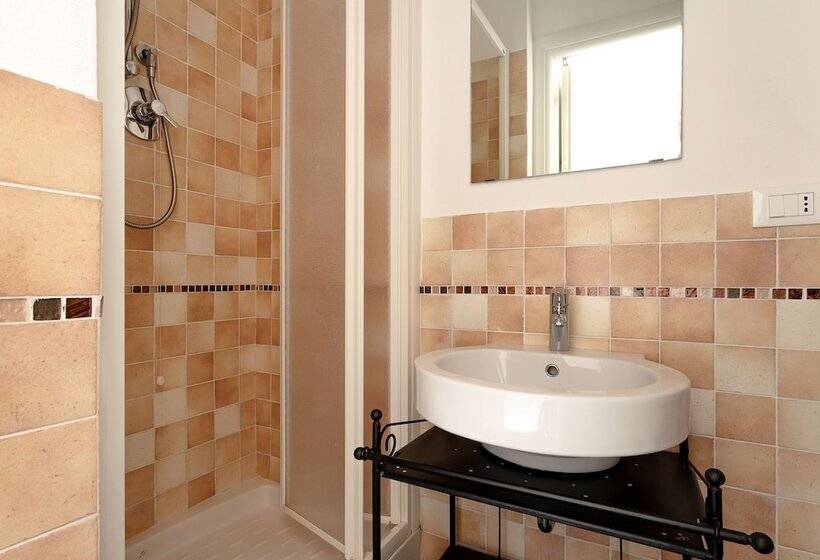 Отель Pippo A Vernazza Rooms