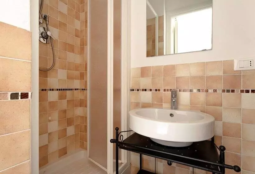 Hotelli Pippo A Vernazza Rooms