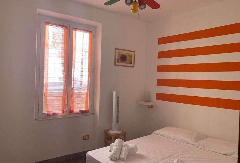 Отель Pippo A Vernazza Rooms