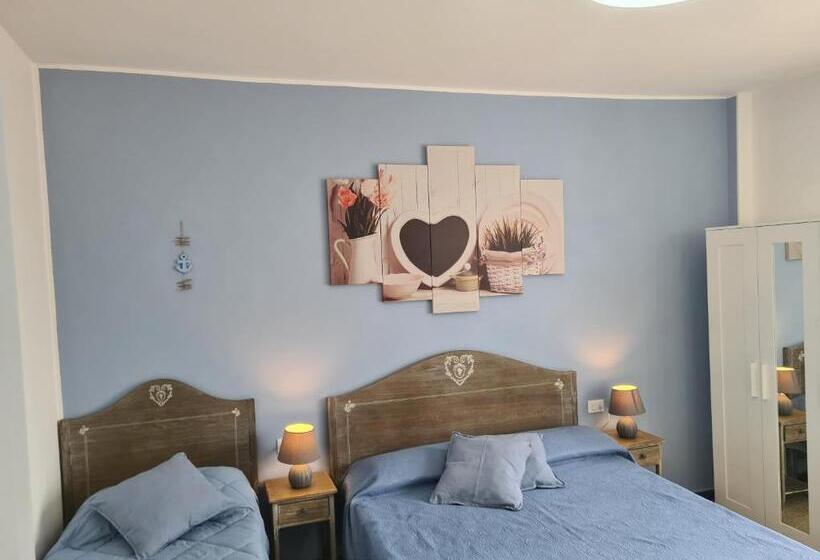 Отель Pippo A Vernazza Rooms