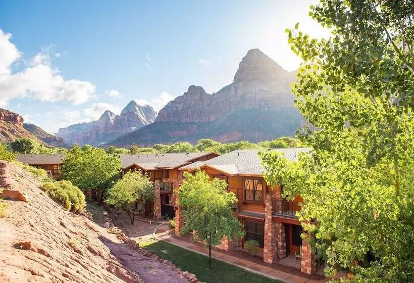 Cable Mountain Lodge