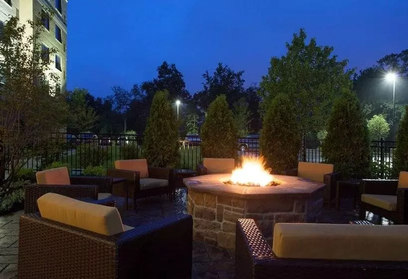 Courtyard By Marriott Pittsburgh North/cranberry Woods
