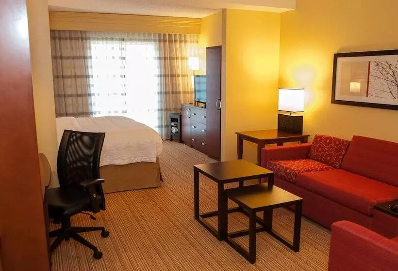 Courtyard By Marriott Pittsburgh North/cranberry Woods