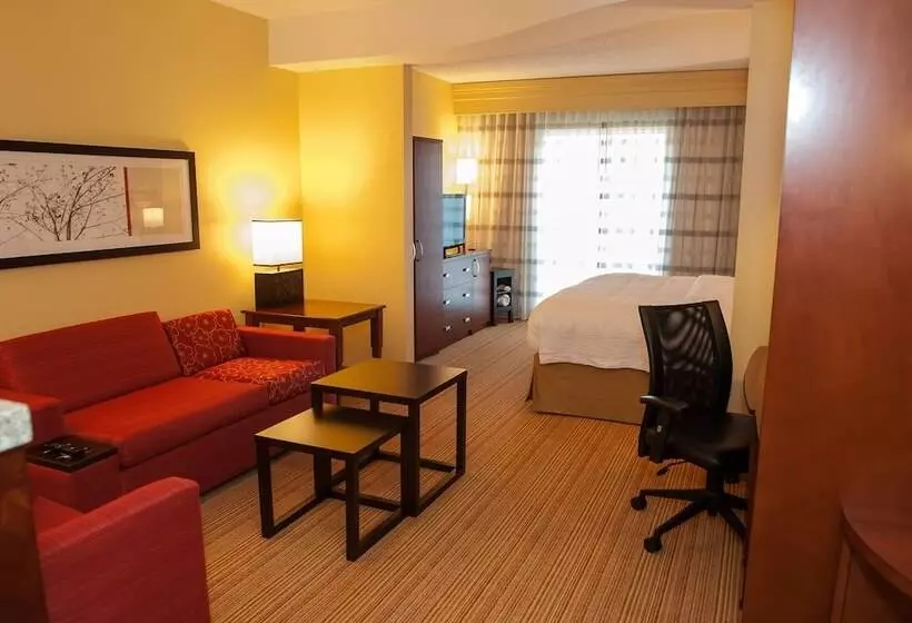 Courtyard By Marriott Pittsburgh North/cranberry Woods
