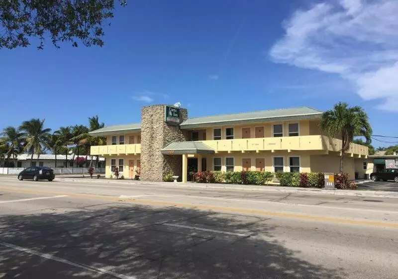 Curtis Inn & Suites